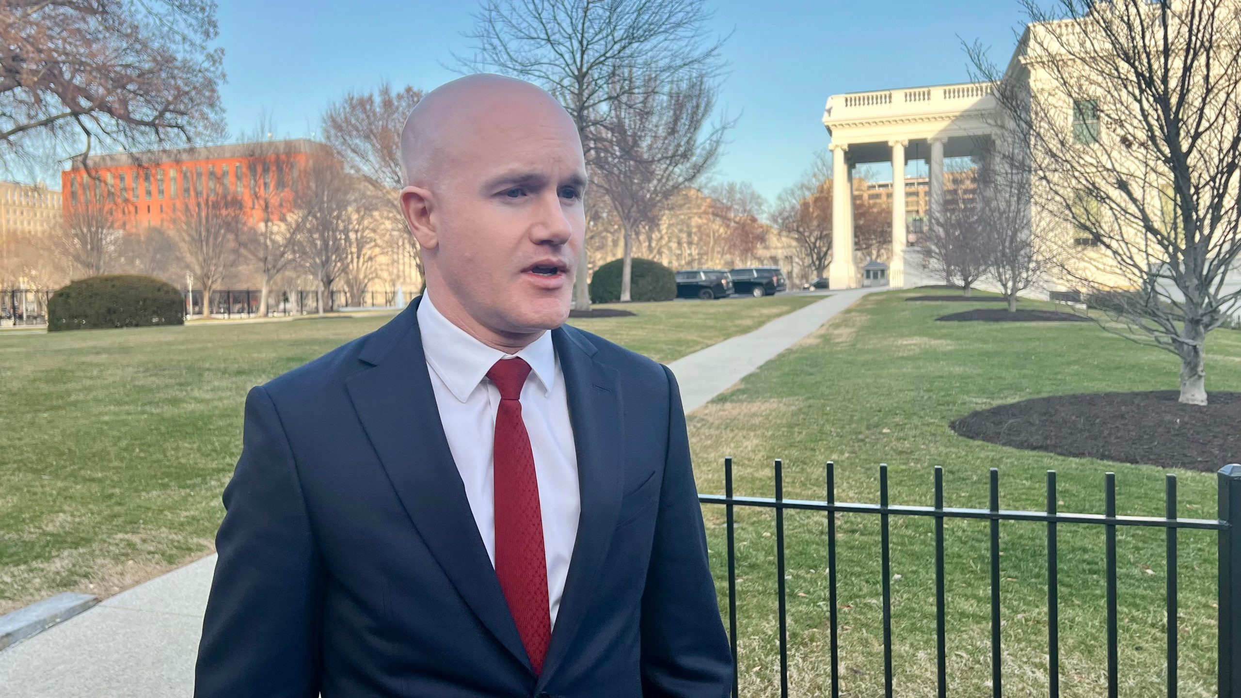 Analysis: Coinbase Is Buying Bitcoin, Just Don’t Call It a Treasury Strategy.