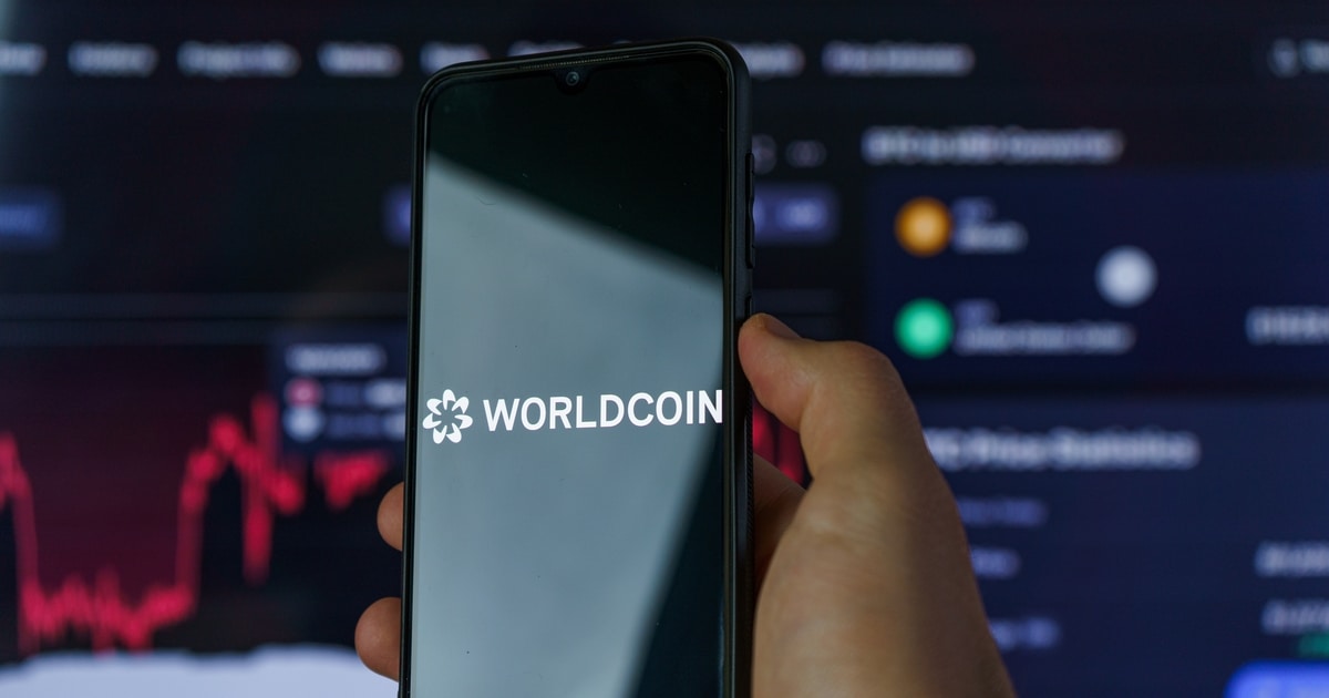 WLD Price Prediction: Worldcoin Eyes $0.43 Breakout as Technical Indicators Show Mixed Signals